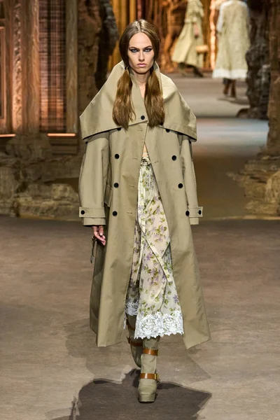 Look 55